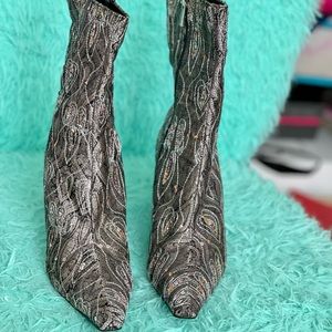 Satin silver boot. Vintage